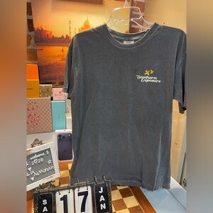 Southern Exposure" German Shorthaired Pointer graphic t-shirt